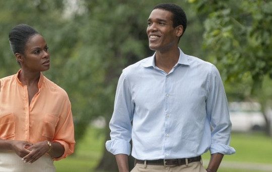 Hé lộ hình ảnh hẹn hò đầu tiên trong phim về chuyện tình của Obama