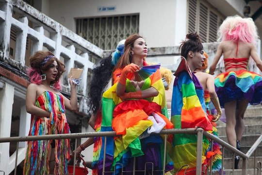 'Tôi là người đồng tính và không tự hào vì việc đó'