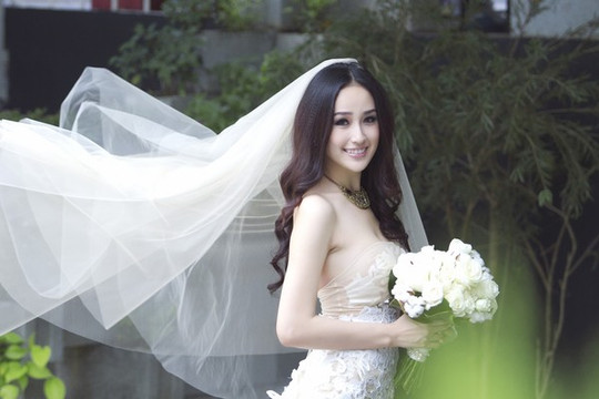 Hoa hậu Mai Phương Thúy tính chuyện sinh con trước khi cưới