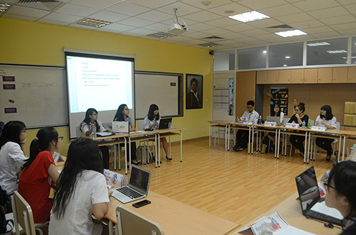 Học sinh cấp 3 tại Hà Nội tổ chức Hội nghị mô phỏng Liên Hợp Quốc
