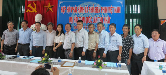 Sau sự cố vỡ nợ, Phước Sang làm Phó Chủ tịch Hội Phát hành phim Việt Nam