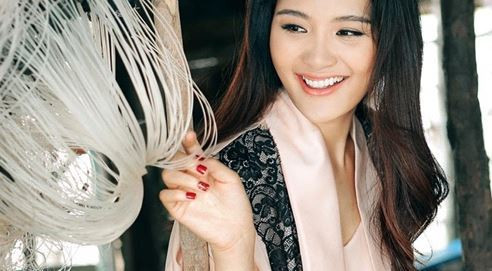 Hoa hậu Hương Giang tiết lộ hậu trường chấm HHVN khó tin