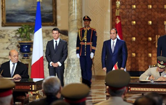 Pháp ký hợp đồng chính thức chuyển tàu Mistral cho Ai Cập