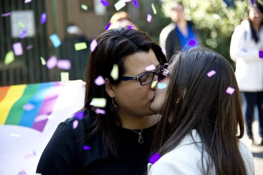 Những cặp đôi đồng tính đầu tiên tổ chức đám cưới tại Chile