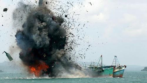 Indonesia đánh chìm 13 tàu cá Việt Nam đánh bắt trái phép