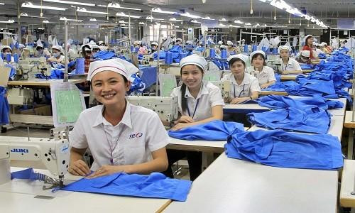 Chính phủ hỗ trợ hơn 63 tỉ đồng đào tạo nhân lực ngành dệt may