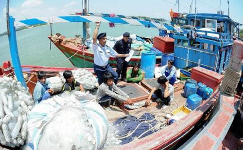 Malaysia bắt giữ tàu cá và 14 ngư dân Việt Nam