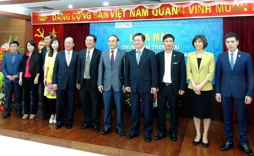 Chính thức ra mắt Trung tâm trọng tài thương mại Luật gia Việt Nam