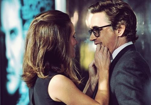 Chuyện tình của vợ chồng 'Iron Man': Tình yêu kỳ diệu có thể vực người ta dậy từ đáy sâu