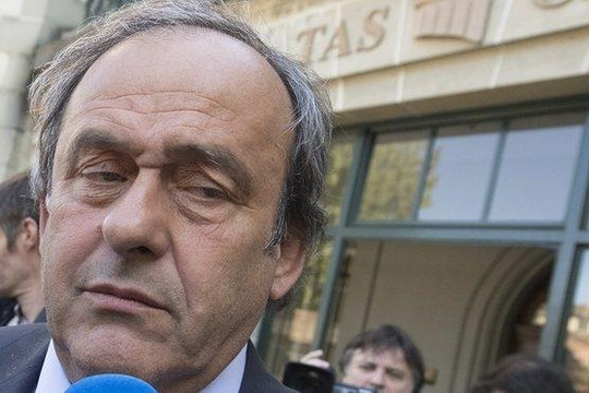 Chỉ được giảm án xuống 4 năm, Michel Platini quyết định từ chức chủ tịch UEFA