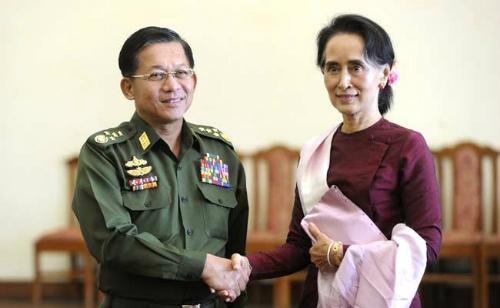 Quân đội Myanmar tuyên bố trung thành với chính phủ mới