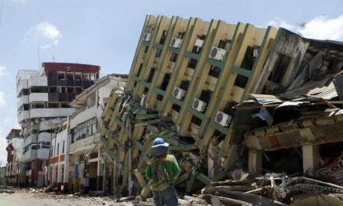 Lại động đất tại Ecuador, gần 100 người bị thương