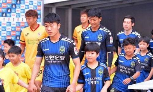 Báo Hàn chê Xuân Trường nhạt vì giống cầu thủ… Hàn Quốc