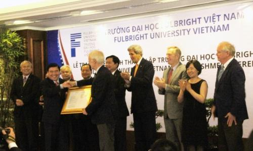 Trao quyết định thành lập Fulbright -  đại học phi lợi nhuận đầu tiên của Việt Nam