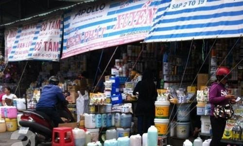 Tăng cường kiểm tra việc kinh doanh hóa chất tại chợ Kim Biên