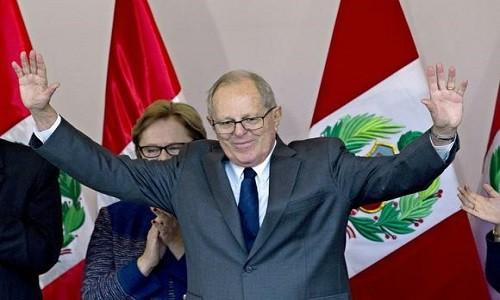 Tổng thống Peru đối mặt với nhiệm vụ khó khăn sau bầu cử