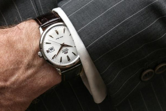 'Điểm mặt' 4 mẫu đồng hồ Orient có thiết kế đẹp, giá rẻ 