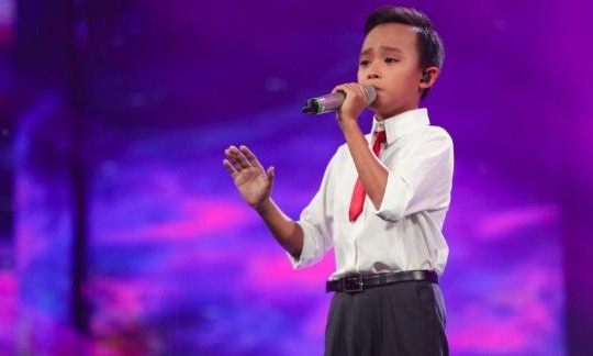 Hồ Văn Cường - cậu bé  hát đám cưới 'thống lĩnh' Vietnam Idol kids