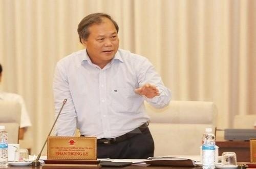 'Bản thân tài chính của ta không minh bạch’