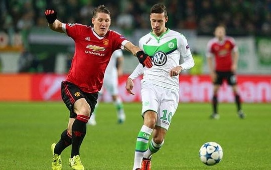 Gặp khó vụ Mkhitaryan, Man United săn siêu tiền vệ Wolfsburg