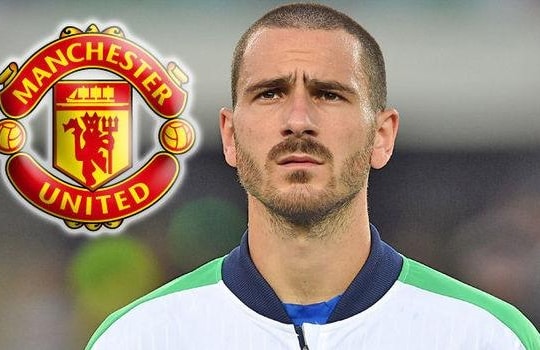 Man United săn Bonucci, muốn đổi cầu thủ với Chelsea