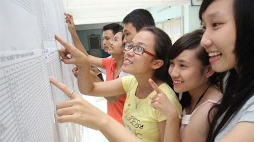 Các trường chuyên THPT lần lượt công bố điểm chuẩn lớp 10 tại Hà Nội