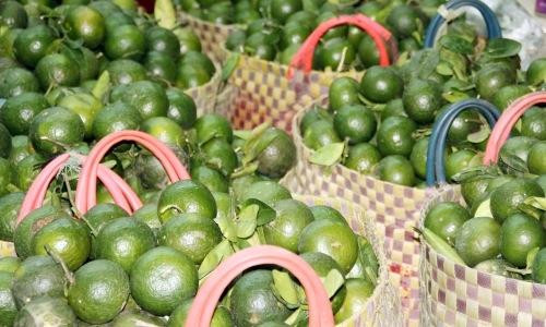 Rau xanh, trái cây… tăng giá mạnh do vào mùa mưa