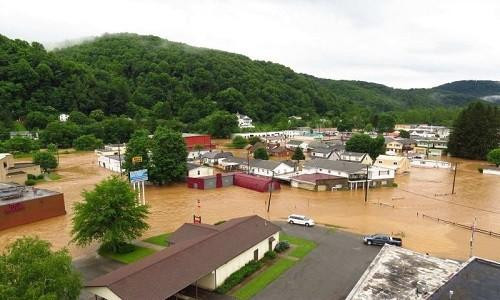 Bang West Virginia chìm trong nước, 20 người thiệt mạng