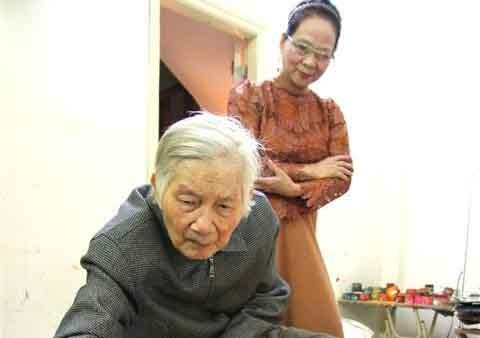 Chuyện tình 'chú - cháu' của danh hoạ Nguyễn Tư Nghiêm với ái nữ nhà văn Nguyễn Tuân