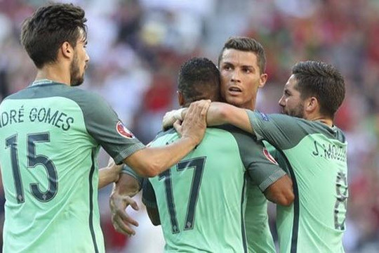 Đồng đội ở tuyển Bồ Đào Nha thất vọng với Ronaldo