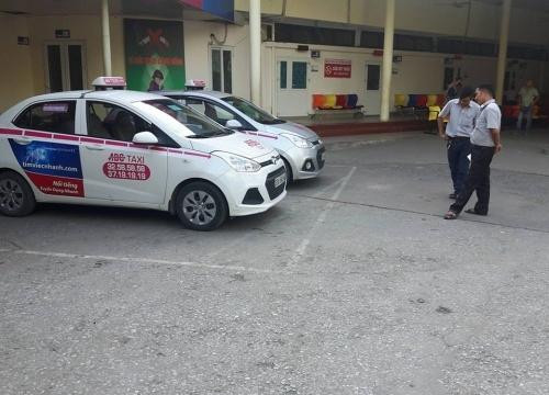 Bệnh viện Nhi Trung ương khẳng định không bán độc quyền cho taxi