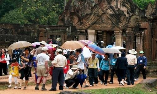 Doanh nghiệp Campuchia sợ xài tiền Trung Quốc