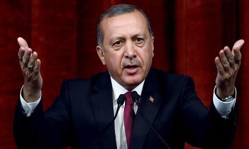 Tổng thống Thổ Nhĩ Kỳ tuyên bố đóng cửa trường quân sự, kiểm soát quân đội