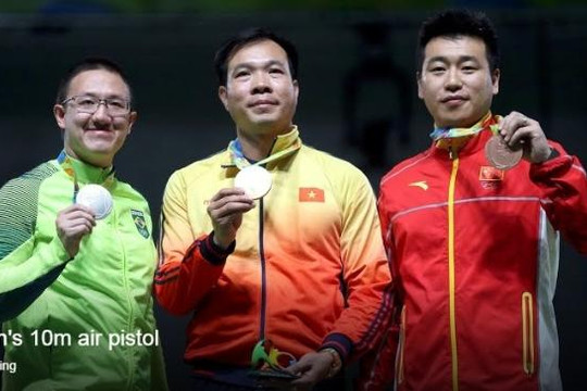 Vượt 2 VĐV người Hoa, xạ thủ Xuân Vinh giúp Việt Nam có HCV Olympic 2016
