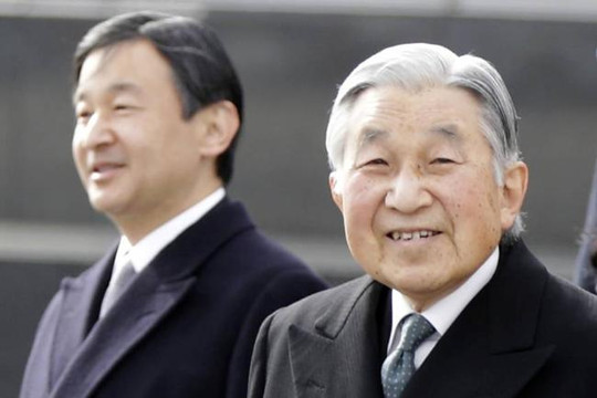 Nhật hoàng Akihito có thể thoái vị được không?