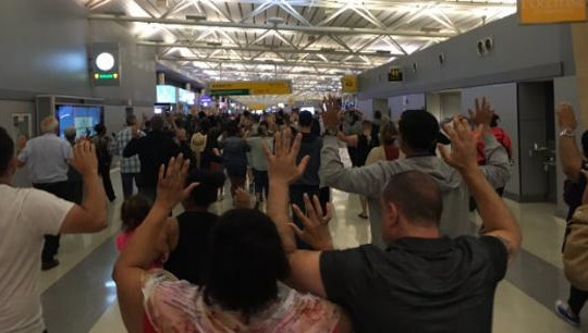 Sân bay quốc tế New York phải sơ tán vì tin báo nổ súng
