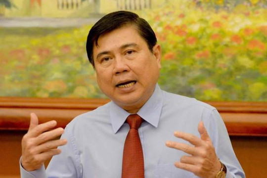 Ông Nguyễn Thành Phong lại 'mời' các phó chủ tịch quận ra về