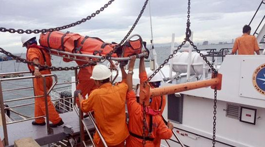 Khẩn cấp cứu nạn ngư dân Quảng Nam ở biển Nam Hoàng Sa