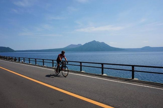 Chàng trai 9X Việt đạp xe du lịch đi qua 13 đất nước