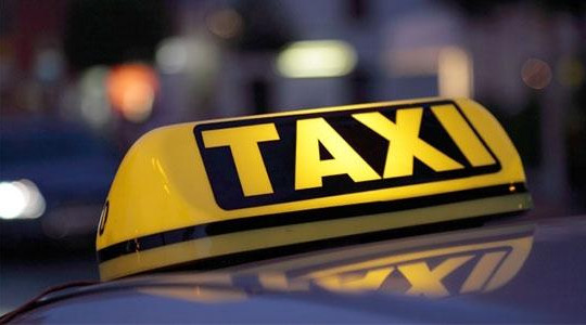 Đà Nẵng nhập nhằng chuyện cho phép hoặc dừng hoạt động một hãng taxi