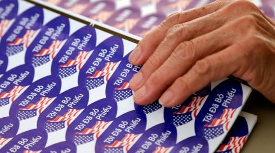 Vì sao người Mỹ gốc Á ít quan tâm đến các cuộc bầu cử Mỹ?