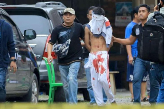 Vụ tấn công linh mục Indonesia được lấy cảm hứng từ vụ ở Pháp