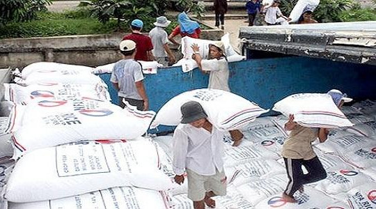 Trung Quốc siết chặt quản lý, xuất khẩu gạo Việt Nam chìm trong bế tắc