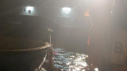 Cứu ngư dân Đà Nẵng gặp nạn ở bắc quần đảo Hoàng Sa