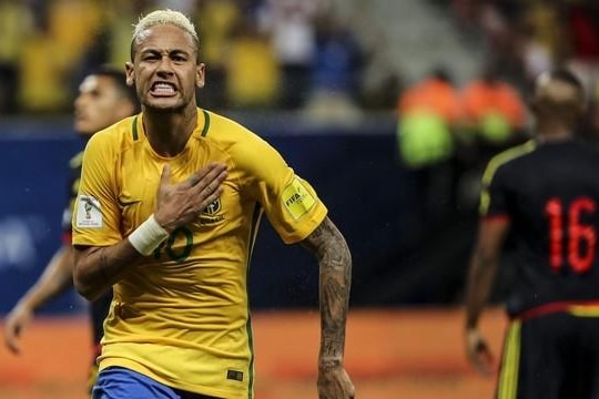Vòng loại World Cup: Argentina chơi thất vọng, Brazil vượt mặt