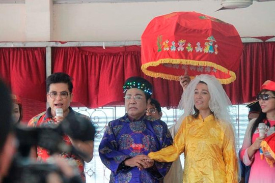 Nghệ sĩ Thanh Bạch và bà Thúy Nga tổ chức đám cưới cho danh hài Phú Quý?