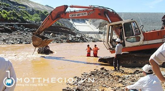 Vụ vỡ đường ống thủy điện Sông Bung 2: Tìm được thi thể một công nhân