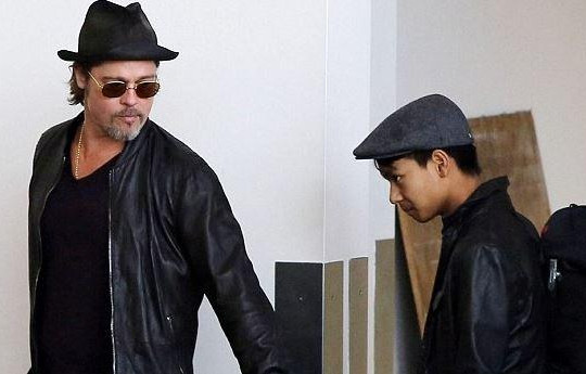Cảnh sát phủ nhận, Brad Pitt suy sụp trước thông tin đánh con lúc say xỉn