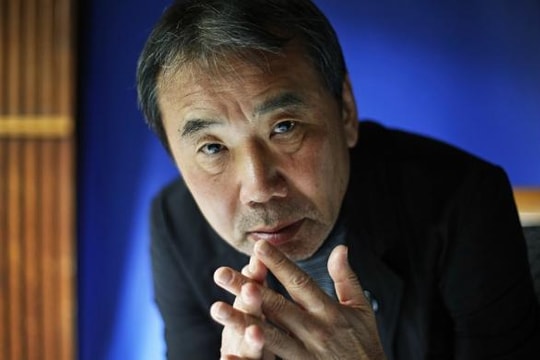 Haruki Murakami tiếp tục đứng đầu danh sách cá cược giải Novel văn học