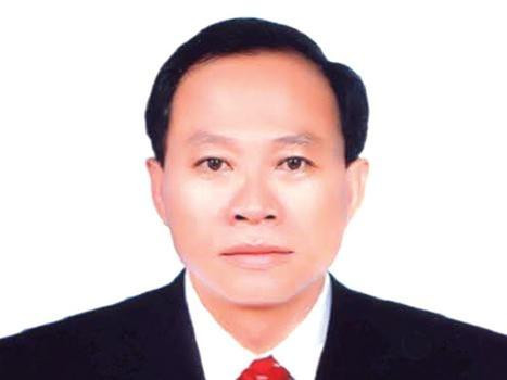 Ông chủ tịch huyện Phong Điền nói gì về việc 'kéo cả dòng họ vào làm cán bộ'?